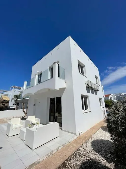 Nissini Famliy Villa Ayia Napa